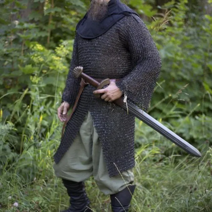 Epic Armoury Cavalry Brynje, Sort, Nittet 3 Epic Armoury Cavalry Brynje, Sort, Nittet