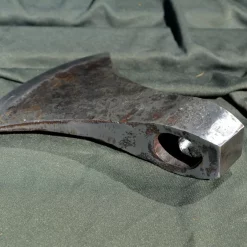 Ulfberth Dansk Vikingøkshoved -Svaerd Salg dansk vikingokshoved 2