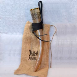 Windlass Steelcrafts Drikkehorn Freya Med Læderholder -Svaerd Salg drikkehorn freya med laederholder 2