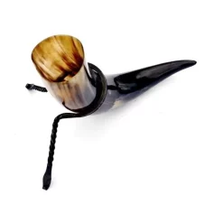 Drikkehorn Holder På Vejen -Svaerd Salg drikkehorn holder pa vejen 2