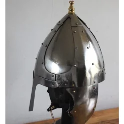 Deepeeka Germansk Hjelm Med Cheek Flapper -Svaerd Salg germansk hjelm med cheek flapper 2
