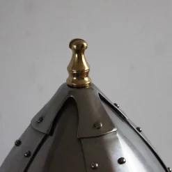 Deepeeka Germansk Hjelm Med Cheek Flapper -Svaerd Salg germansk hjelm med cheek flapper 3