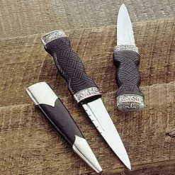 Windlass Steelcrafts Highlander Sgian Dubh