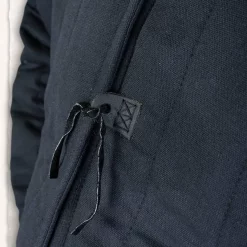 Mytholon Linen Gambeson Findes Aulber Sort 11 Mytholon Linen Gambeson Findes Aulber Sort -Svaerd Salg linen gambeson findes aulber sort 4