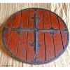 Deepeeka Wooden Runde Skjold Med Kors 1 Deepeeka Wooden Runde Skjold Med Kors -Svaerd Salg wooden runde skjold med kors